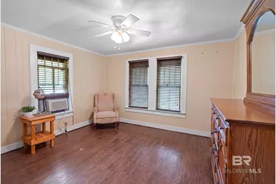 615 W Section Avenue, Foley, AL 36535 - Photo 10