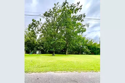 401 W 4th Avenue, Foley, AL 36535 - Photo 2