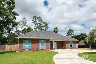 4559 Coral Cir, Gulf Shores, AL 36542 - Photo 2
