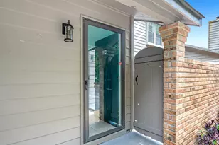 389 Clubhouse Dr, Gulf Shores, AL 36542 - Photo 1