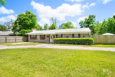 411 W Camphor Avenue, Foley, AL 36535 - Photo 1