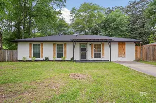 1451 W Morlee Dr, Mobile, AL 36618 - Photo 1