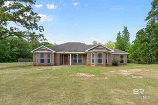 310 W 10th St, Bay Minette, AL 36507 - Photo 1