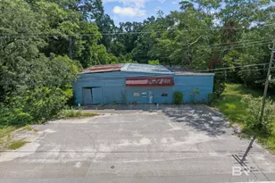 209 S Hoyle Ave, Bay Minette, AL 36507 - Photo 1