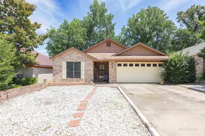 135 Lake Shore Drive, Daphne, AL 36526 - Photo 1