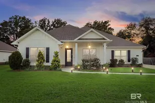 392 Nandina Loop, Fairhope, AL 36532 - Photo 1