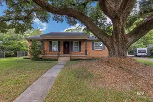 2774 N Grafhill Dr, Mobile, AL 36606 - Photo 1