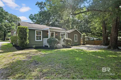 373 Pecan Avenue, Fairhope, AL 36532 - Photo 1
