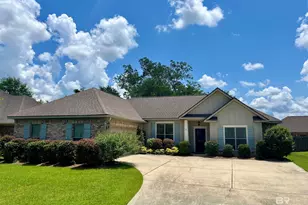 8711 Bainbridge Dr, Daphne, AL 36526 - Photo 1