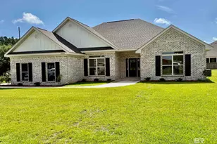 20956 Southtown Dr, Robertsdale, AL 36567 - Photo 1