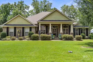 704 Edinburgh Ave, Foley, AL 36535 - Photo 1