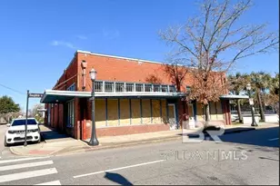 612 Dauphin St, Mobile, AL 36602 - Photo 1