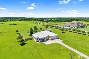 28918 Comstock Rd, Elberta, AL 36530 - Photo 1