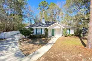 249 Ridgewood Dr, Daphne, AL 36526 - Photo 1