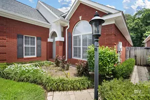 715 Natchez Trail Ct, Mobile, AL 36609 - Photo 1