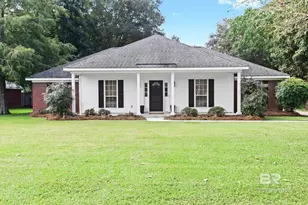 20685 Lowry Dr, Fairhope, AL 36532 - Photo 1