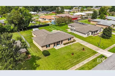 522 W Amanda Avenue, Foley, AL 36535 - Photo 1