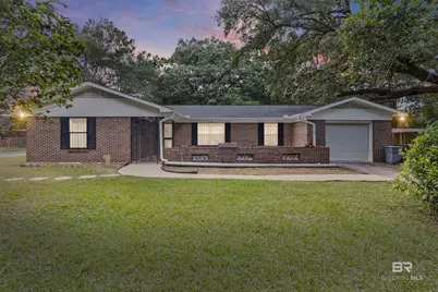 2216 Clearwater Street, Mobile, AL 36609 - Photo 1