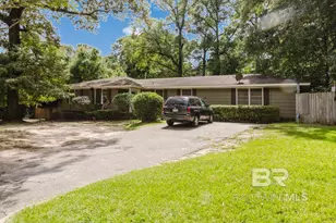 417 Thornton Pl, Mobile, AL 36609 - Photo 1