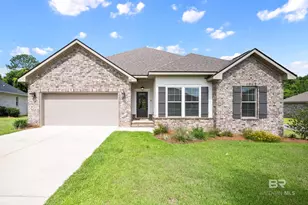 176 Ornate Ave, Fairhope, AL 36532 - Photo 1