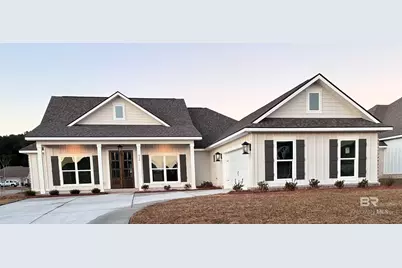 424 Bloomsbury Avenue, Fairhope, AL 36532 - Photo 1