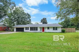 419 W Myrtle Ave, Foley, AL 36535 - Photo 1