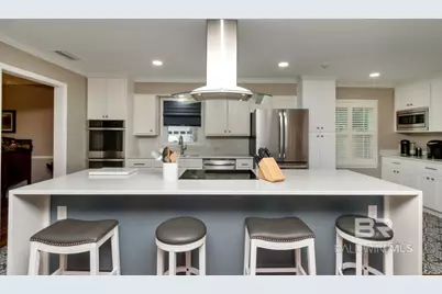 931 E Regents Drive, Mobile, AL 36609 - Photo 12