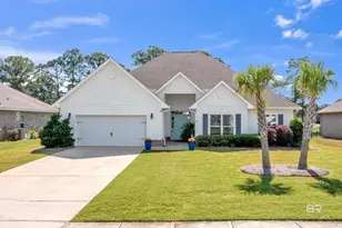 812 Wedgewood Dr, Gulf Shores, AL 36542 - Photo 1