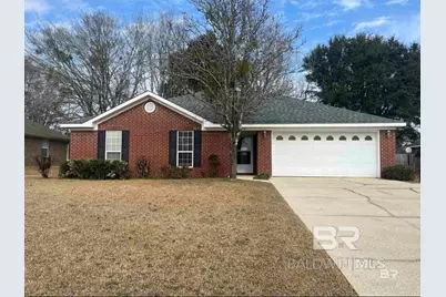 124 Oakwood Avenue, Fairhope, AL 36532 - Photo 1