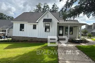 152 Hyacinth St, Fairhope, AL 36532 - Photo 1