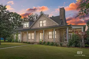 152 Pinecrest Ln, Fairhope, AL 36532 - Photo 1