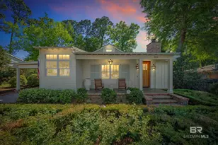 202 Orange Ave, Fairhope, AL 36532 - Photo 1