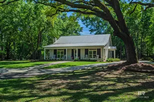 19121 Boothe Rd, Fairhope, AL 36532 - Photo 1