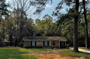 1318 Oak St, Daphne, AL 36526 - Photo 1