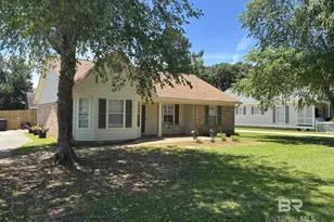 908 Edwards Ave, Fairhope, AL 36532 - Photo 1