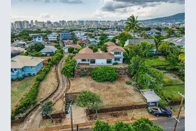 766 Ocean View Drive, Honolulu, HI 96816 - Photo 2