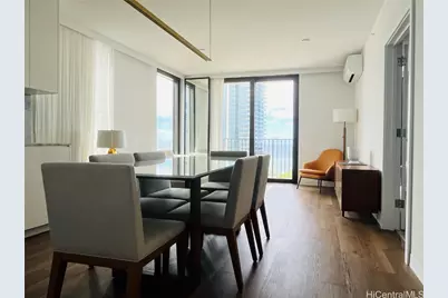 987 Queen Street #1802, Honolulu, HI 96814 - Photo 1