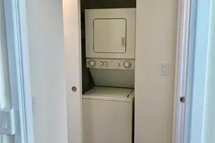 410 Nahua St, Honolulu, HI 96815 - Photo 10