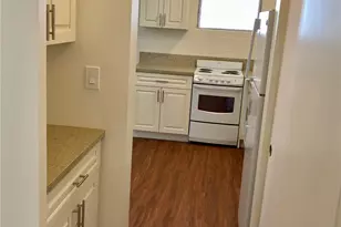 410 Nahua St, Honolulu, HI 96815 - Photo 8