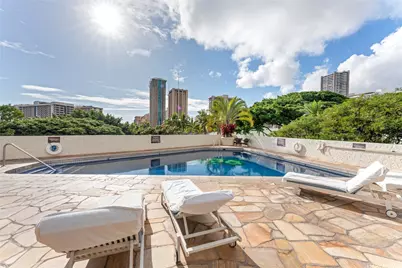 2045 Kalakaua Avenue #1601, Honolulu, HI 96815 - Photo 14