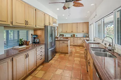 5949 Kalanianaole Highway, Honolulu, HI 96821 - Photo 14