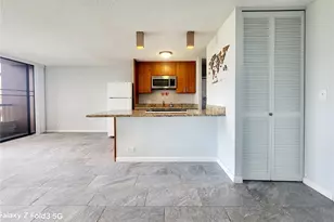 320 Liliuokalani Ave, Honolulu, HI 96815 - Photo 2