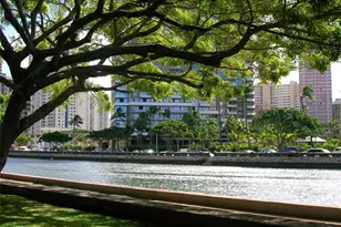 423 Kaiolu St, Honolulu, HI 96815 - Photo 24
