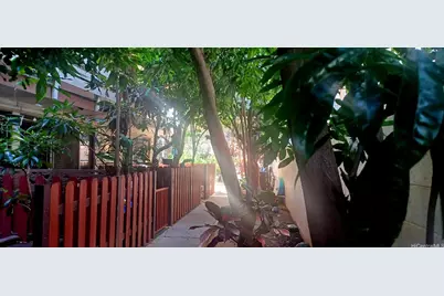 423 Kaiolu Street #106, Honolulu, HI 96815 - Photo 4