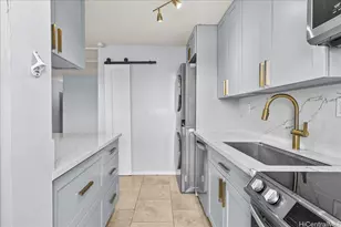 3027 Pualei Cir, Honolulu, HI 96815 - Photo 10