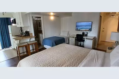 2463 Kuhio Avenue #1009, Honolulu, HI 96815 - Photo 1