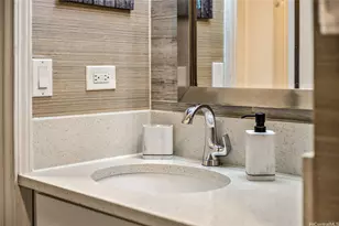 134 Kapahulu Ave, Honolulu, HI 96815 - Photo 16