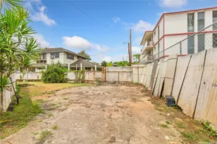 756 University Ave, Honolulu, HI 96826 - Photo 2