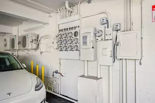 54 Maluniu Ave, Kailua, HI 96734 - Photo 20