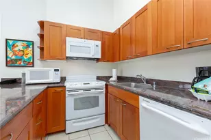 229 Paoakalani Ave, Honolulu, HI 96815 - Photo 10